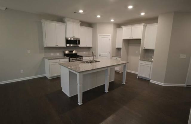 644 Elm Bluff Way Gallery 3
