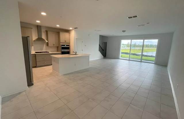 711 Cherry Elm Drive Gallery 3