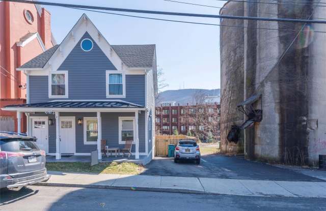 2 Tioronda Ave photos photos