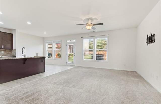 4465 Almanor Circle Gallery 2