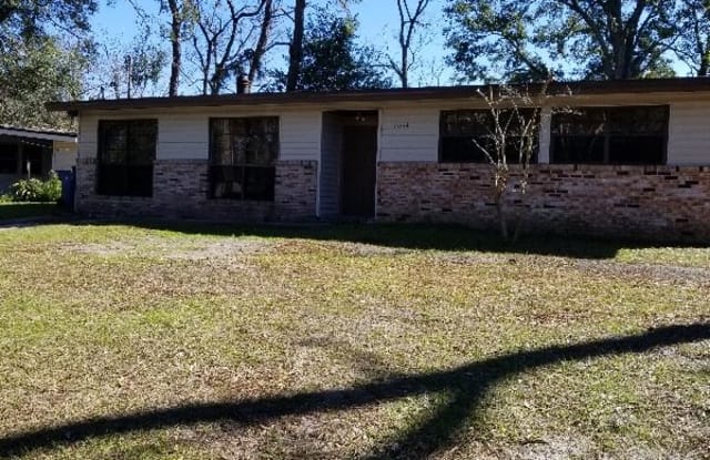 7054 Fontainebleau Crescent - 7054 Fontainebleau Crescent, Jacksonville, FL 32211