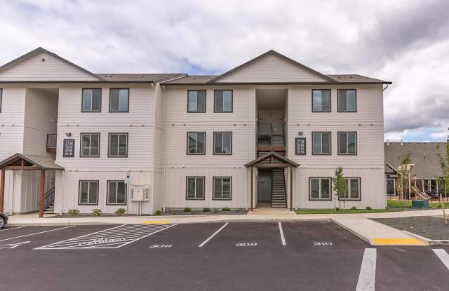 Marcola Apartment Homes Gallery 4