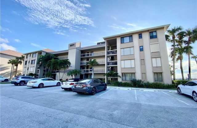 4620 NE Sandpebble Trace unit: 405 photos photos