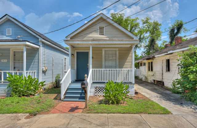 1418 Maple Street photos photos