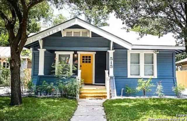 515 W Agarita photos photos