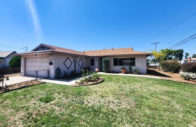 698 Raymond St. photos photos