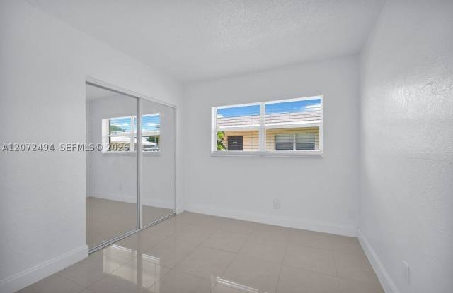 622 Kathy Ct Gallery 4