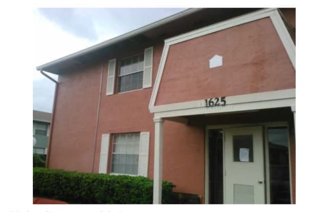 1625 W Oak Ridge Road Weatherly Condo Central Park - 1625 W Oak Ridge Road, Oak Ridge, FL 32809