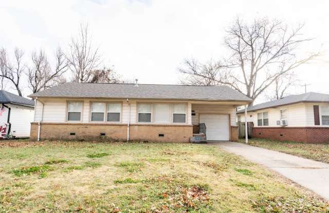 3 Bed | 1 Bath in Midtown! photos photos