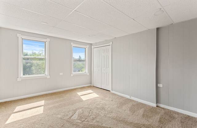 4 bed 1.5 bath - Completely updated in great Mt. Washington location - central air, washer/dryer Gallery 3