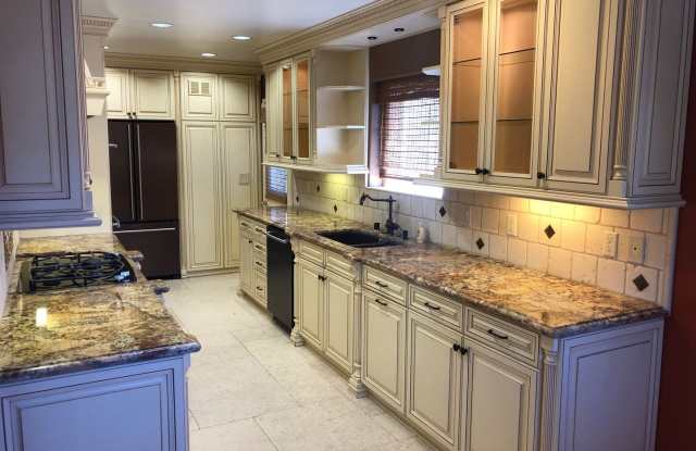 Windsor Hills Must See!!! - 5318 Marburn Avenue, View Park-Windsor Hills, CA 90043