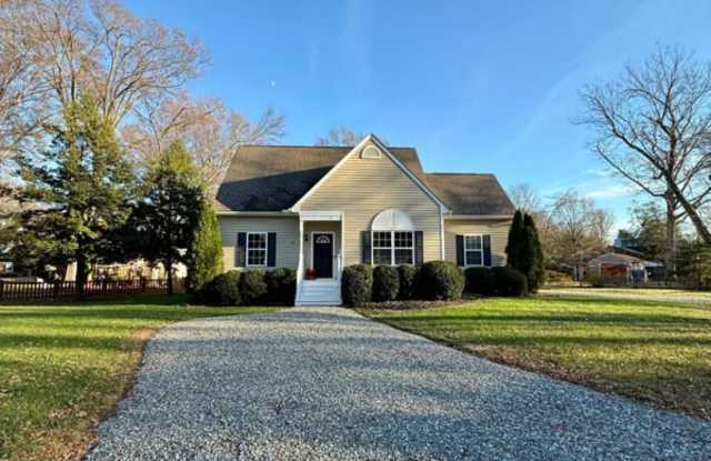 2205 Lafayette Avenue - 2205 Lafayette Avenue, Lakeside, VA 23228
