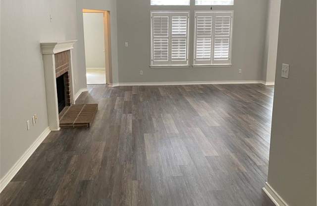 7122 Lindenwood Drive Gallery 2