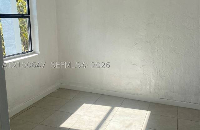 10425 SW 173rd Ter Gallery 2