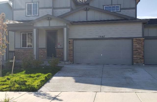 Newer 3 Bedroom home with 2 1/2 baths in Meridian Ranch Gallery 1