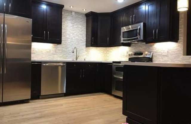 6432 S Field Way Gallery 2