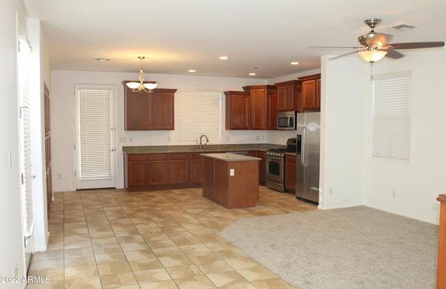 1768 W Seagull Court Gallery 3