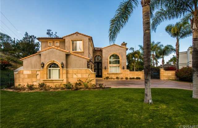 4165 Elm View Drive Gallery 3