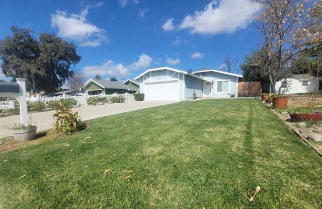 Charming Single-Story 3-Bedroom Home in Yucaipia! photos photos Charming Single-Story 3-Bedroom Home in Yucaipia! photos photos