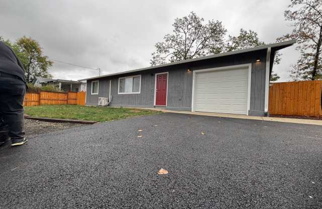 Brand New 3-bedroom 2 bath home with Garage photos photos