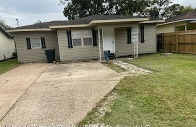 323 Atlanta Ave - 323 Atlanta Ave, Nederland, TX 77627