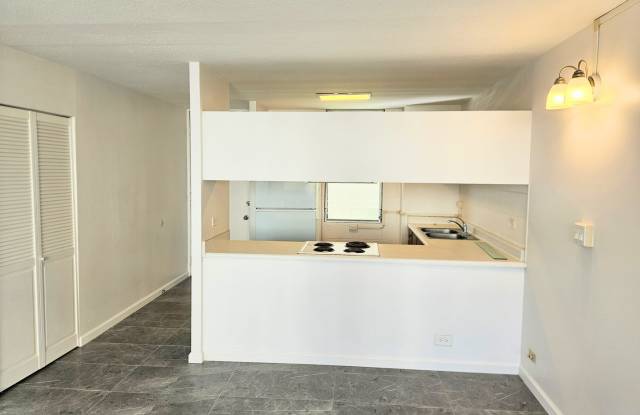Salt Lake Likini West 1 Bedroom 1 Bathroom 1 Parking Condominium Gallery 4