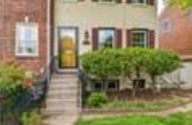 1133 POWHATAN ST Gallery 2
