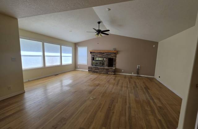 2715 East Deer Flat Road Gallery 4