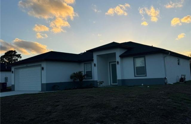 4607 June Avenue N - 4607 June Avenue North, Lehigh Acres, FL 33971