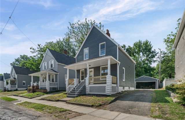 12028 Wade Park Avenue Gallery 3