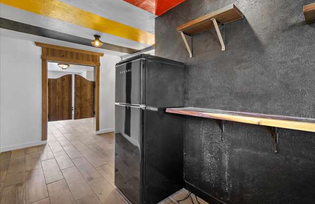 Now leasing BEAUTIFUL and unique DOWNTOWN studios! photos photos