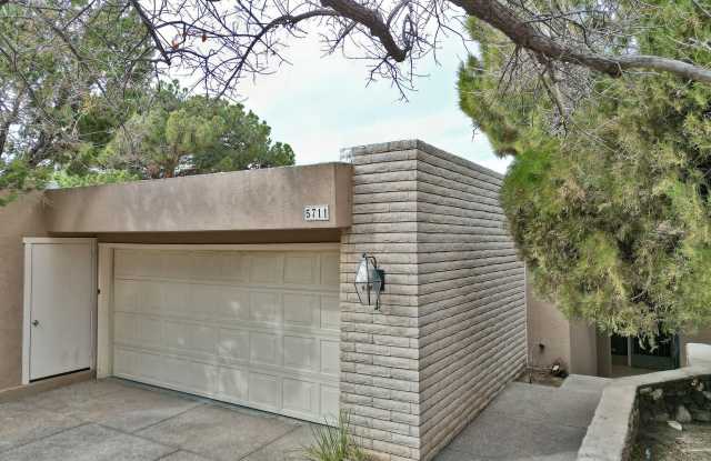 5711 Mira Grande Drive photos photos