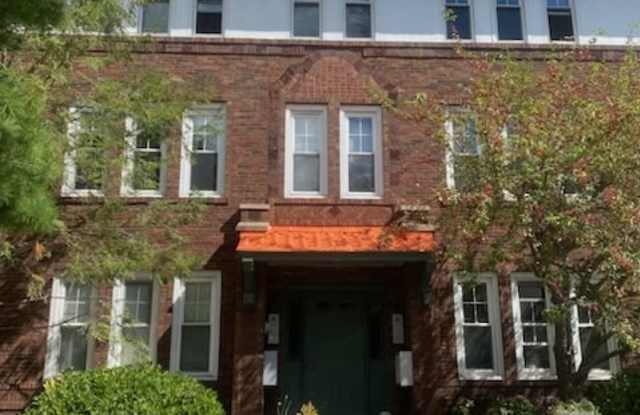 144 Irving Ave - 144 Irving Avenue, Providence, RI 02906