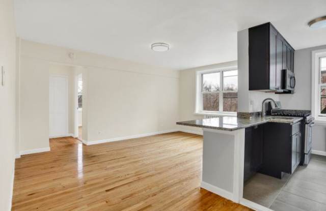 5545 NETHERLAND AVE Gallery 2