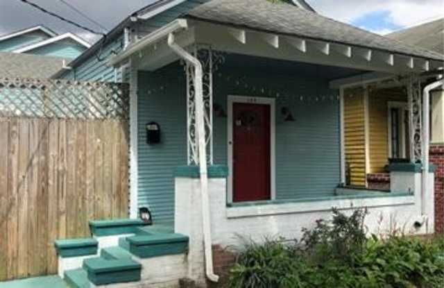 127 ADDISON Street - 127 Addison Street, Jefferson, LA 70121