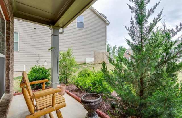 1810 Kingsbridge Court Gallery 2