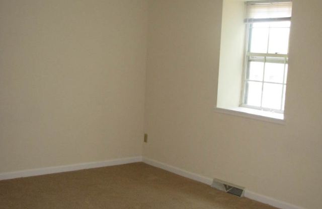 1610 Townwood Ct Gallery 4