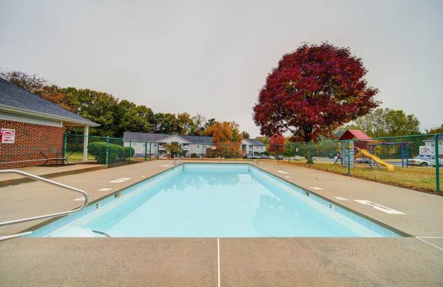 Chapman Pointe Gallery 4