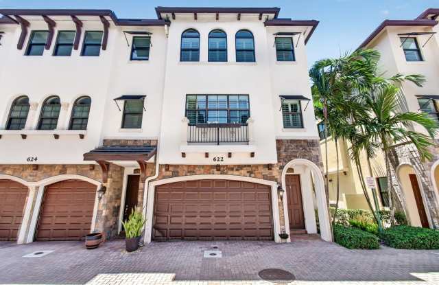 622 Windward Circle S Gallery 1