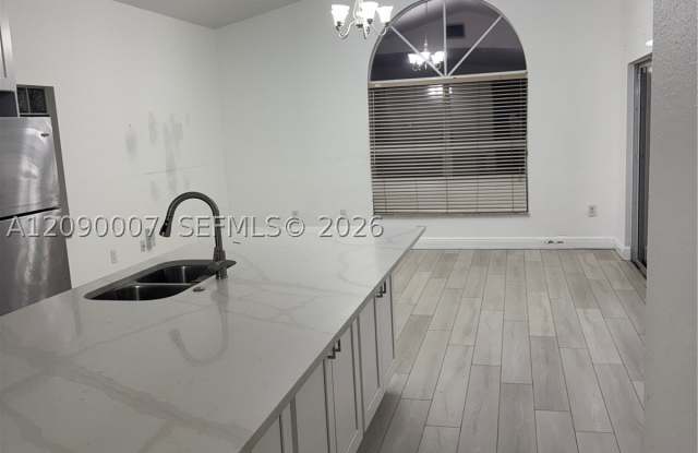 4741 NW 122nd Dr Gallery 3