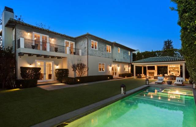 1064 Amalfi Dr photos photos
