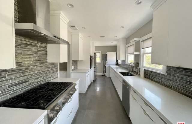 842 S Wooster St photos photos