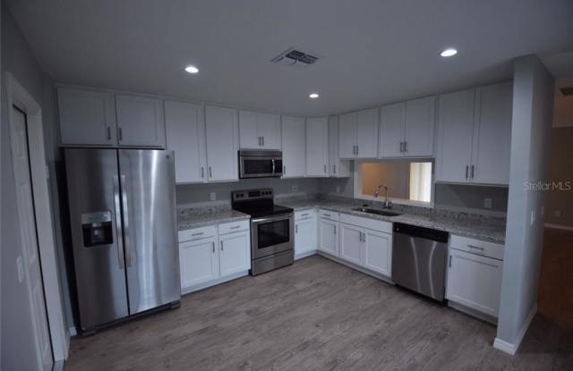 1341 GOLFSIDE DRIVE Gallery 4