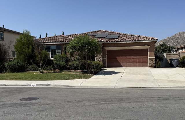Gorgeous 3 Bedroom 2.5 Bathroom Home w/Flex Space in Perris Available 9/5! photos photos