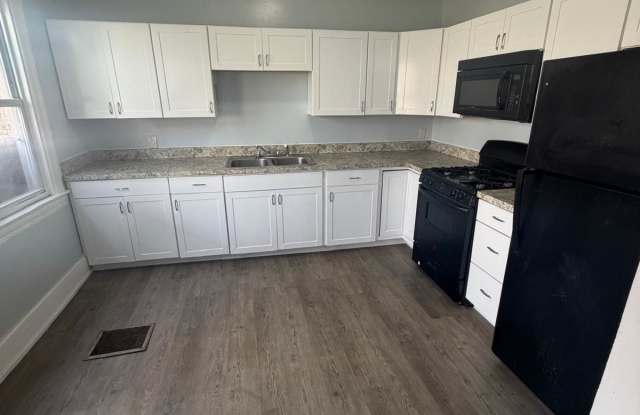 1509 North Salina Street - 1 photos photos