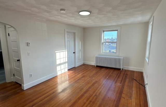 493 Lynn St. photos photos