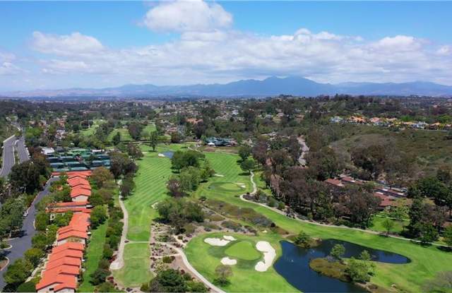 Beautifully Upgraded Single-Level Condo on the Golf Course photos photos