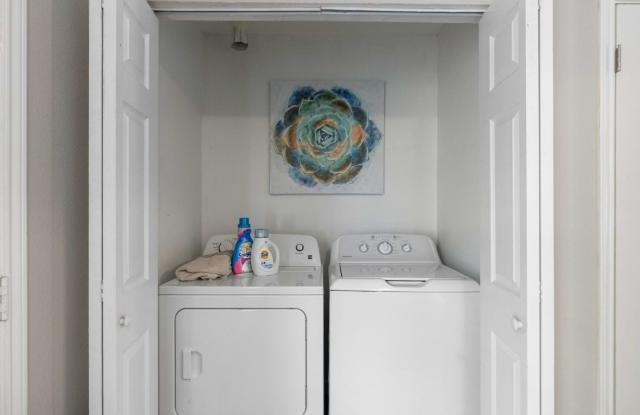 Parcside Townhomes Gallery 4