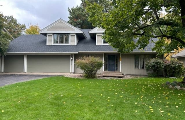 5424 Grove Street - 5424 Grove Street, Edina, MN 55436