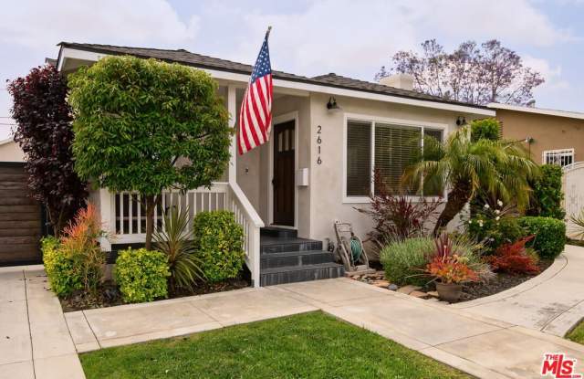 2616 W 77th St - 2616 West 77th Street, Inglewood, CA 90305